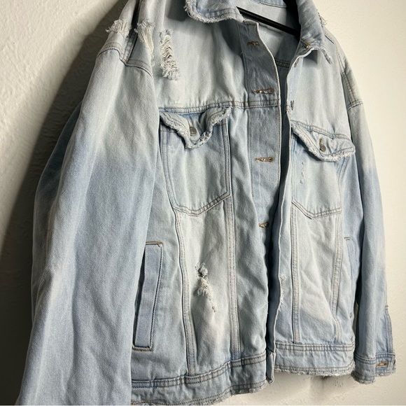 Jean Jacket Light Blue Thick Pockets Lived-In Look Distressed XXL - Picture 1 of 8